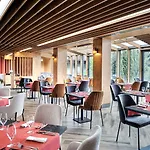 Four Points By Sheraton 호텔 4*