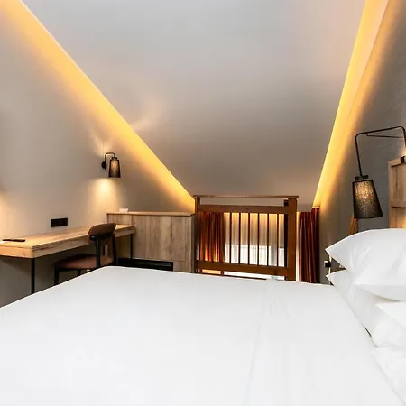 Four Points By Sheraton Banszko
