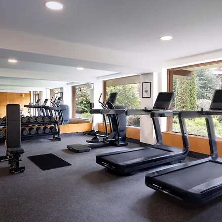 Four Points By Sheraton Готель 4*