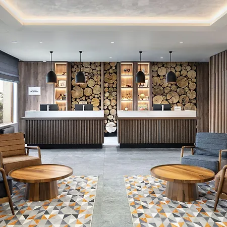Four Points By Sheraton 酒店 班斯科