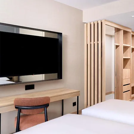 酒店 Four Points By Sheraton 班斯科