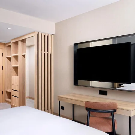 Four Points By Sheraton 班斯科