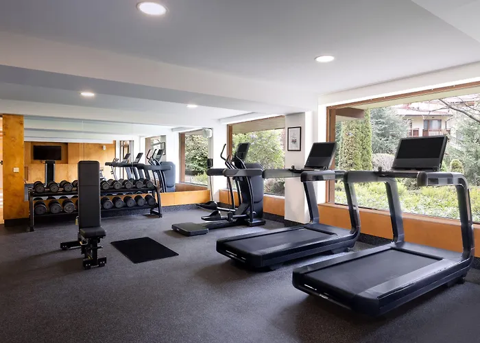 Four Points By Sheraton Hotel 4*